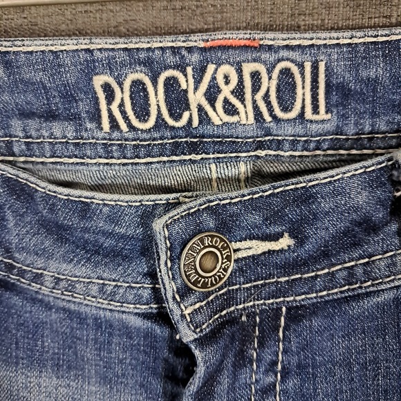 Rock & Roll Cowgirl Jeans Riding 30x28 Boot Western Stone Wash Embroidered Rodeo - Picture 7 of 15